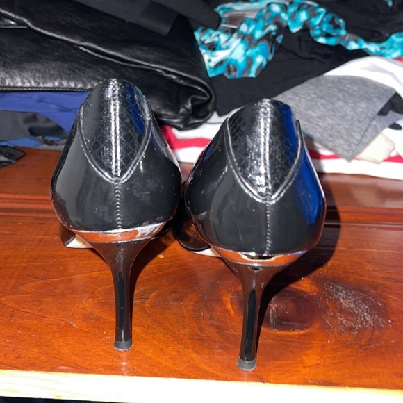 Sam Elden size 8 black heels - Picture 3 of 4